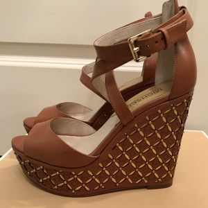 NEW Michael Kors Wedge Size 7
